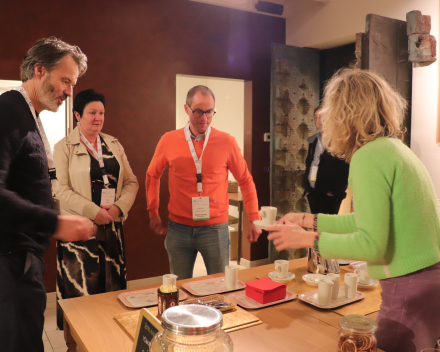 21 november 2024 - Bezoek koffiebranderij Hoorens - Panamarenko